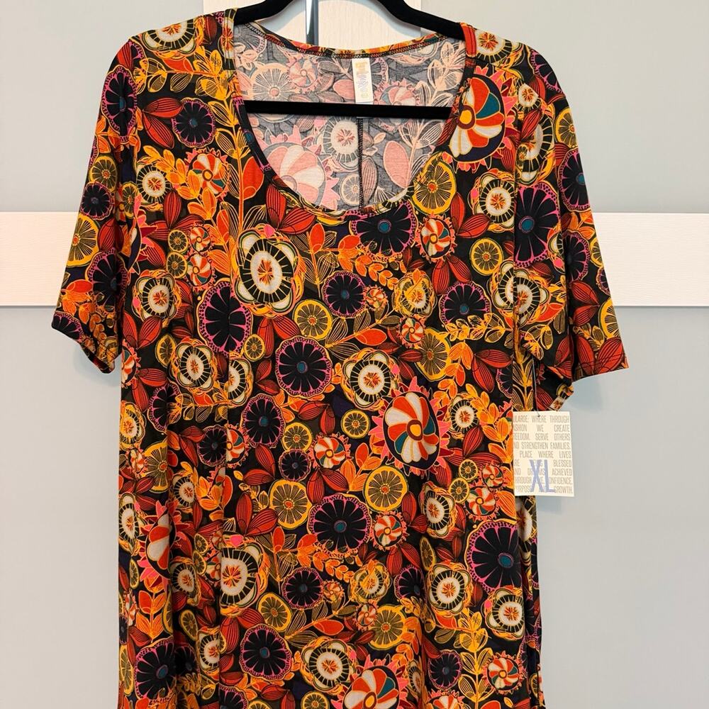 LuLaRoe Perfect T XL NWT Floral Abstract Print Short Sleeve Tunic Top Multicolor
